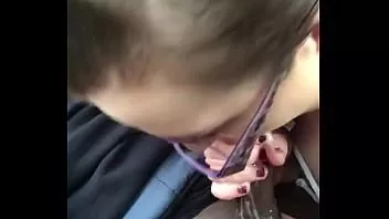 play Ir bj w samochodzie dziewczyna używa dużo śliny część 2