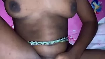 play Seks setelah mandi (video penuh berwarna merah)
