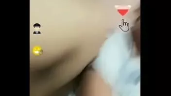 Abspielen Mädchen masturbiert mit mir auf Video Cgat