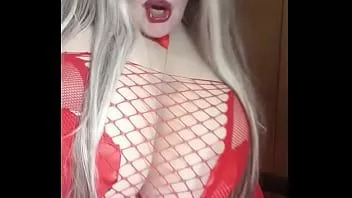Putar Nikmati video susi setan merah ini bermain dengan memek