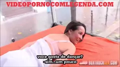 play Gadis Brasil Perjalanan dan Persetan Asing - Legendado