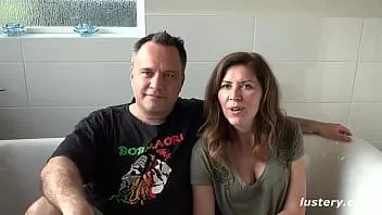 play Apresentação brilhante #902: andy e gatinho - diversão na banheira