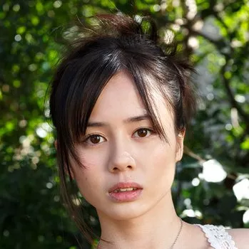 Pornostar Aimi Yoshikawa